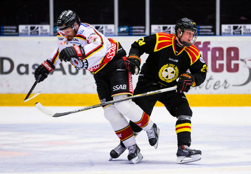 Luleås Jan Sandström går omkull