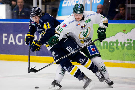 s Chris Campoli mot Färjestads Shawn Lalonde