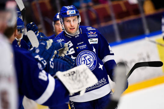 Leksands Fabian Brunnström jublar