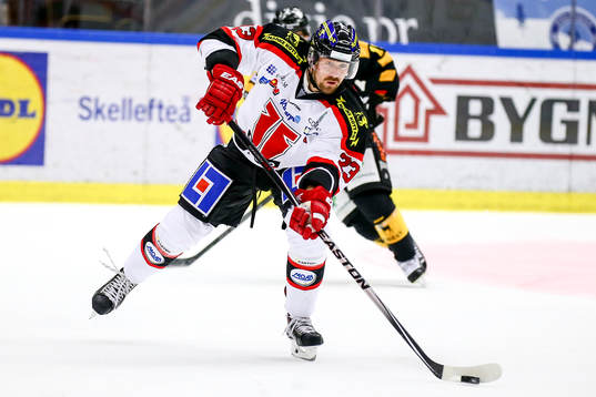 Örebros Tomas Skogs