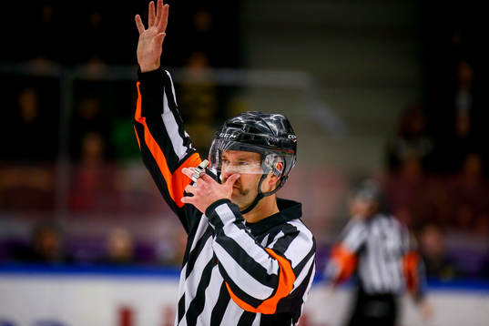Domaren Patrik Sjöberg