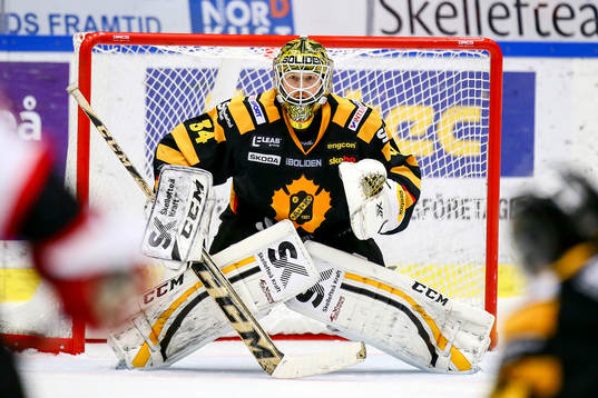 Skellefteås målvakt Erik Hanses