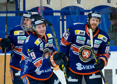 Växjös Robin Söderqvist har gjort 4-3 till Växjö