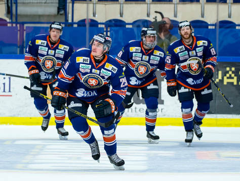 Växjös Robin Söderqvist har gjort 4-3 till Växjö