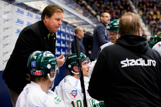 Färjestads Leif Carlsson coachar sitt lag