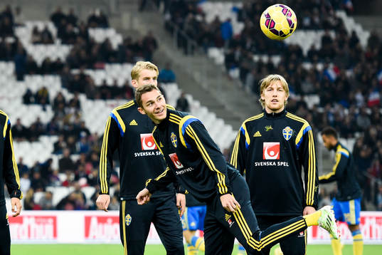 Sveriges Branimir Hrgota, Emil Forsberg och Filip Helander