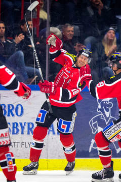 Örebros Jared Aulin jublar