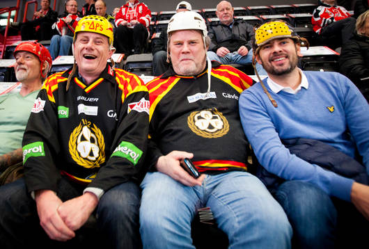 Glada Brynässupportrar