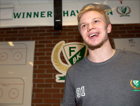Färjestads Toni Rajala i omklädningsrummet