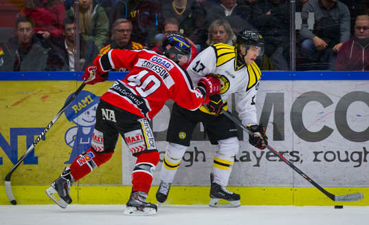 Örebros Anders Eriksson mot Brynäs Pathrik Westerholm