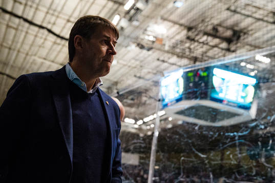 Djurgårdens tränare Hans Särkijärvi lämnar båset i