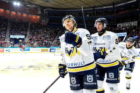 s Andreas Jämtin jublar