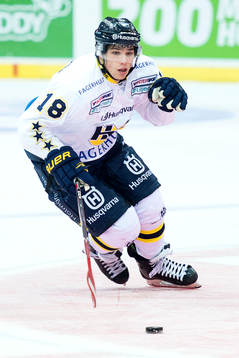 s Kevin Fiala