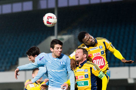 Malmö FFs Erdal Rakip i nickduell med Helsingfors Teemu