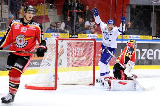 Leksands Mattias Ritola jublar