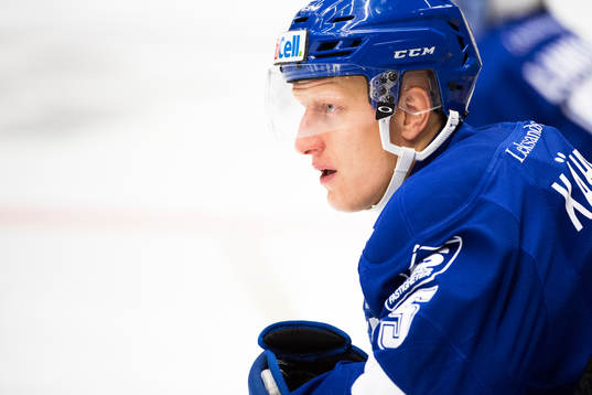 Leksands Toni Kähkönen före ishockeymatchen i SHL mellan