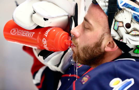 Linköpings David Rautio före ishockeymatchen i SHL mellan