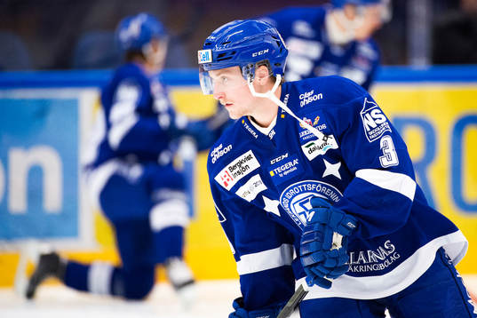 Leksands Linus Hultström före ishockeymatchen i SHL
