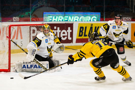s Jonathan Andersson