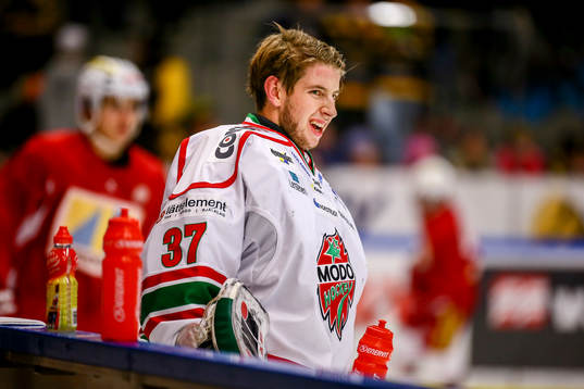 Modos målvakt Adam Reideborn