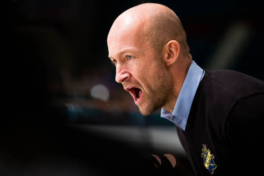 s assisterande tränare Michael Nylander