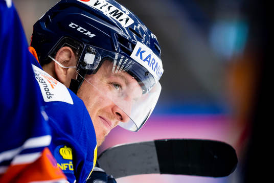 Växjös Nick Johnson innan straffläggningen