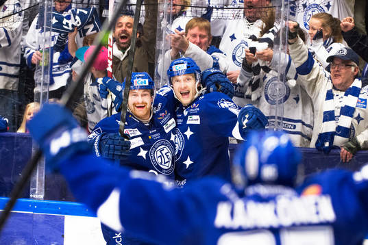 Leksands Mattias Ritola och Johan Ryno jublade