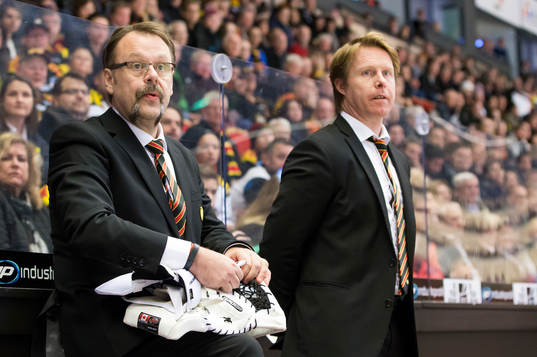 Brynäs målvaktstränare Per-Erik Alcén lagar