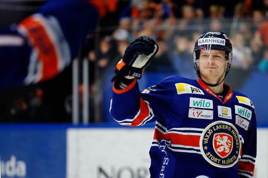Växjös Nick Johnson jublar