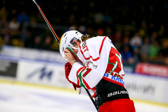 Modos Adrian Kempe deppar