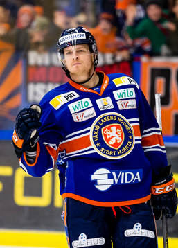 Växjös Nick Johnson firar