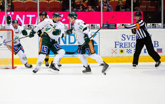 Färjestads Ole-Kristian Tollefsen jublar