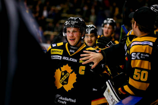 Skellefteås Erik Forssell jublar