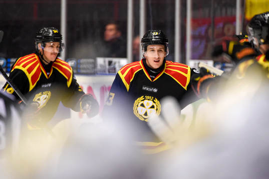 Brynäs Bill Sweatt jublar