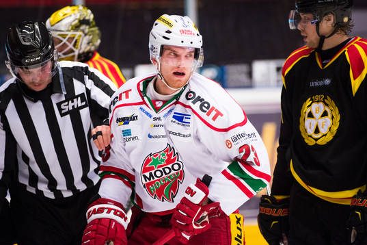 Modos Joonas Nättinen deppar