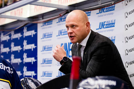 s tränare Andreas Johansson