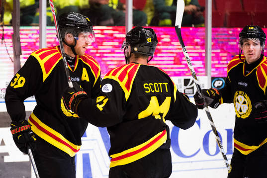 Brynäs Jonas Nordquist jublar