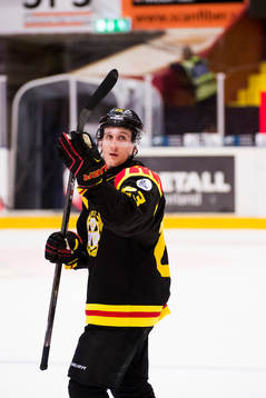 Brynäs Bill Sweatt tackar publiken