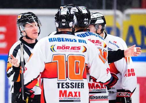 Bläddra bland fler bilder av Ishockey, Hockeyallsvenskan, Södertälje - Karlskrona