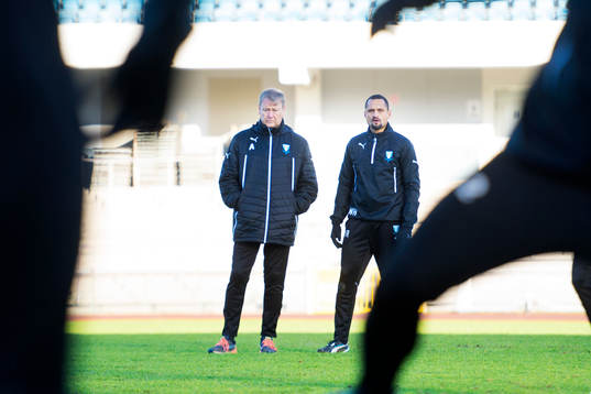 Malmö FFs tränare Åge Hareide och naprapat Wilner