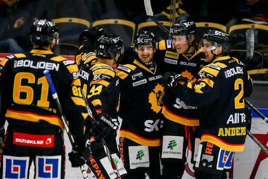 Skellefteås Oscar Sundqvist jublar