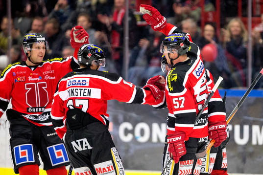 Örebros Martin Johansson jublar