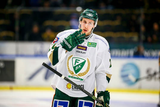 Färjestads Per Åslund  deppar