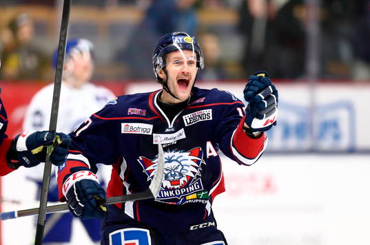 Linköpings Sebastian Karlsson jublar