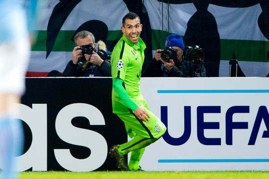 Juventus Carlos Tevez jublar