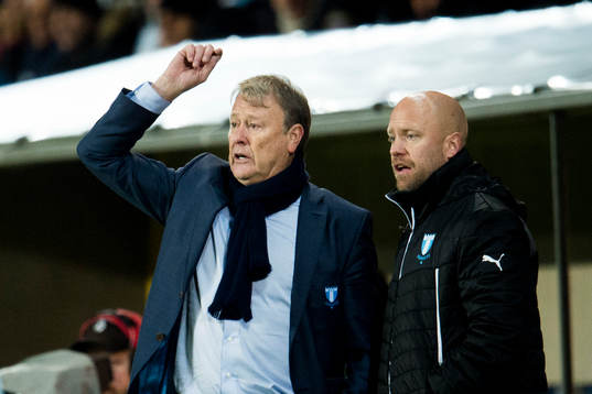 s tränare Åge Hareide och assisterande tränare Olof