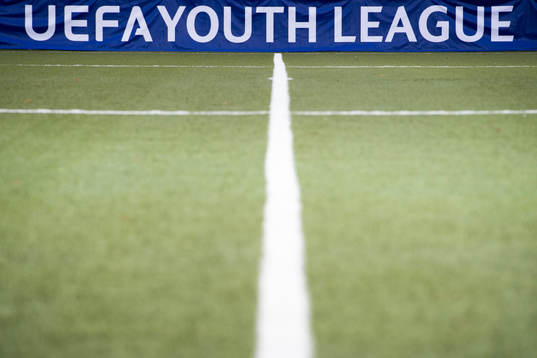 UEFA Youth League skylt