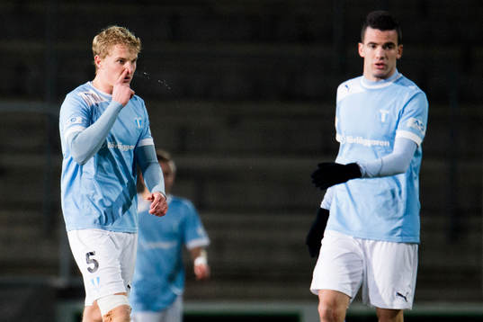 Malmö FFs Franz Brorsson och Granit Stagova deppar
