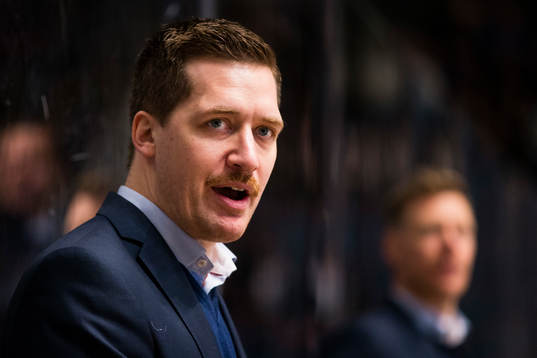 Växjös tränare Sam Hallam