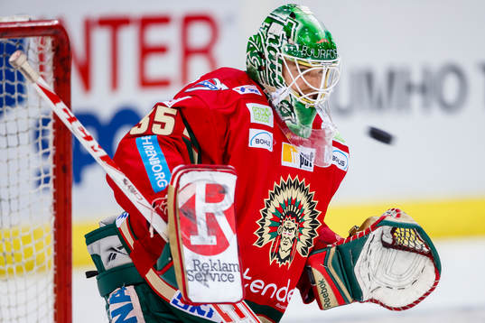 Frölundas målvakt Linus Fernström